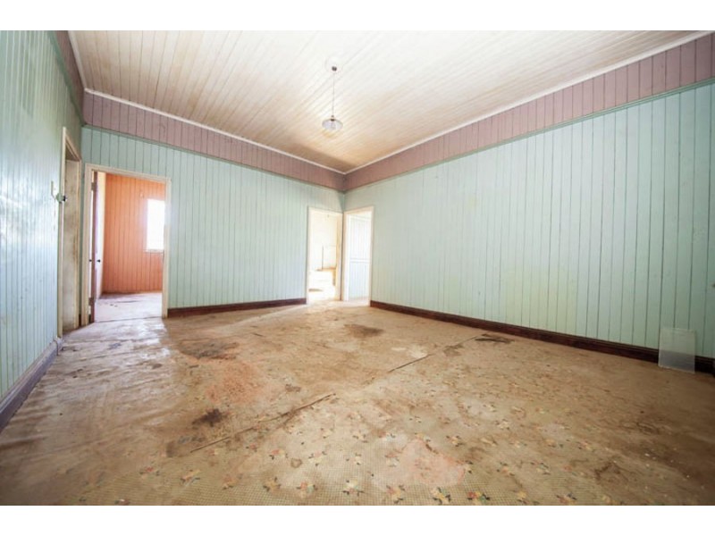 43 Henry Road, Haigslea QLD 4306