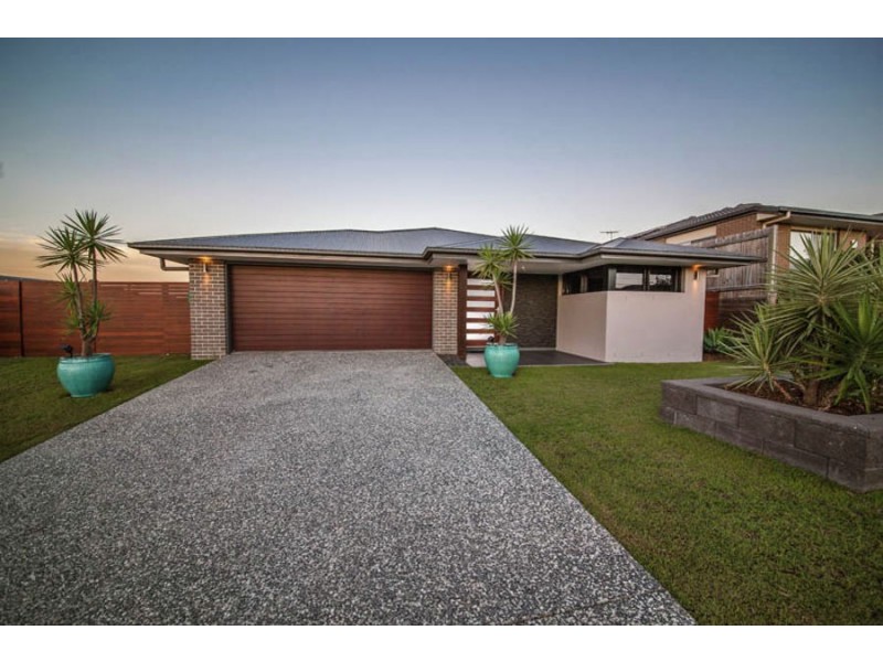 10 Boronia Street, Deebing Heights QLD 4306