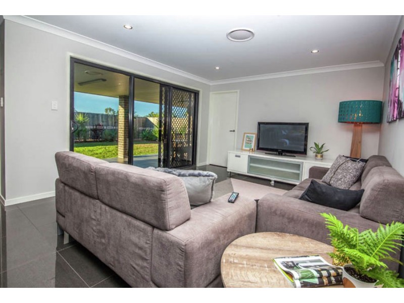 10 Boronia Street, Deebing Heights QLD 4306