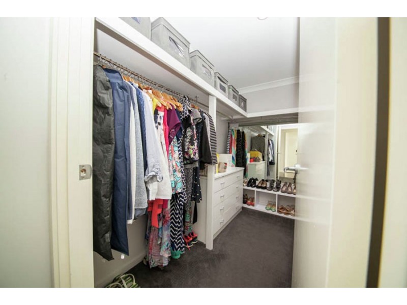 10 Boronia Street, Deebing Heights QLD 4306