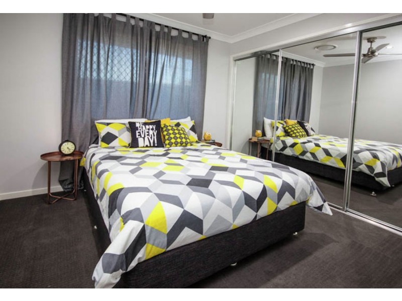 10 Boronia Street, Deebing Heights QLD 4306