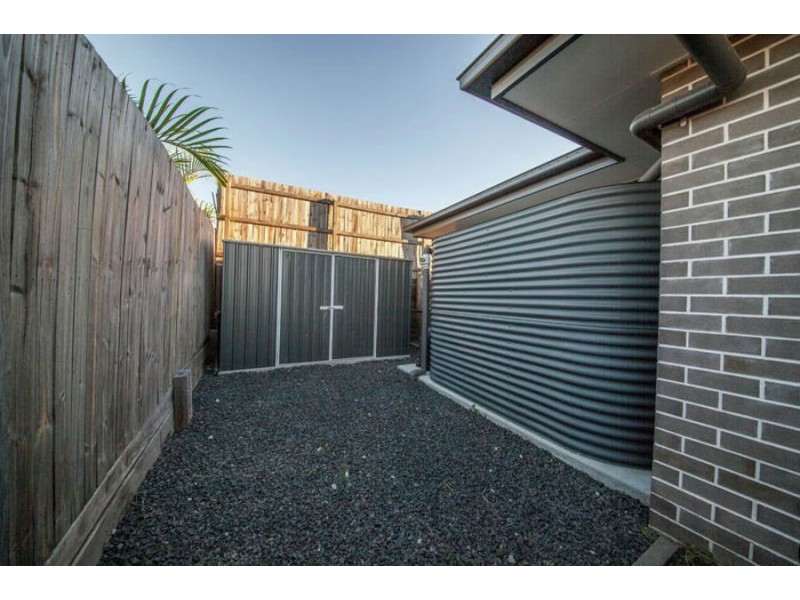 10 Boronia Street, Deebing Heights QLD 4306