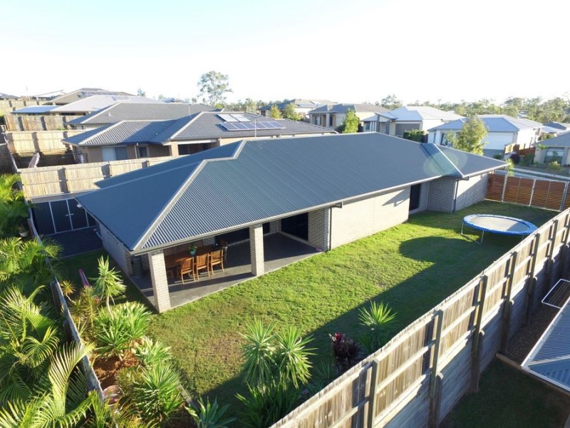 10 Boronia Street, Deebing Heights QLD 4306