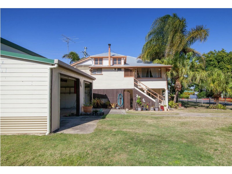 6 Auld Street, Silkstone QLD 4304