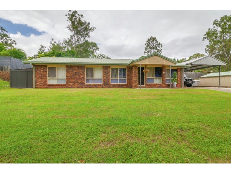 15 Bundoora drive, Karana Downs QLD 4306