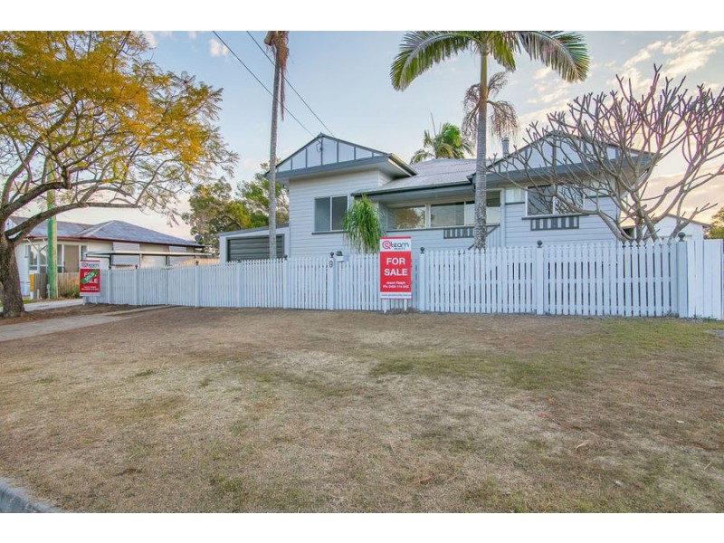 9 Edward Street, One Mile QLD 4305