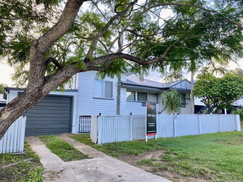 9 Edward Street, One Mile QLD 4305