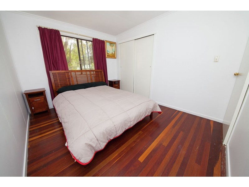 31 Earl Street, Dinmore QLD 4303