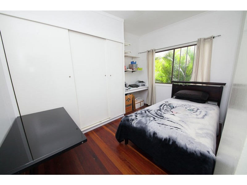 31 Earl Street, Dinmore QLD 4303