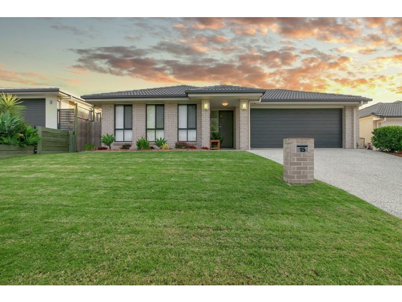 15 Currawong Street, Deebing Heights QLD 4306