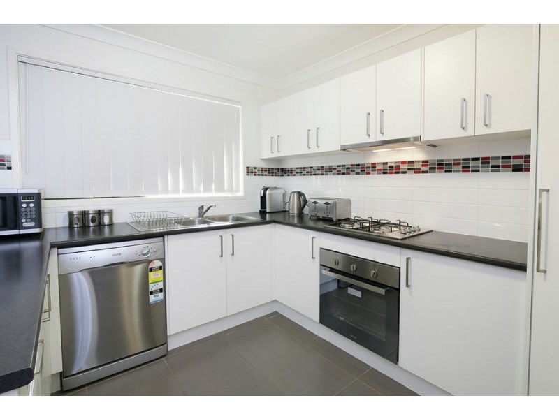 15 Currawong Street, Deebing Heights QLD 4306