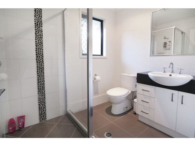 15 Currawong Street, Deebing Heights QLD 4306