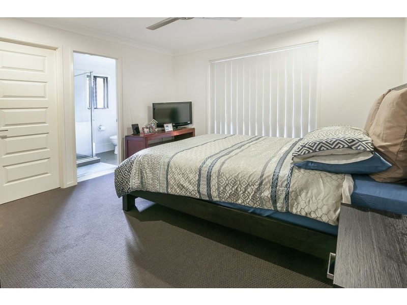 15 Currawong Street, Deebing Heights QLD 4306