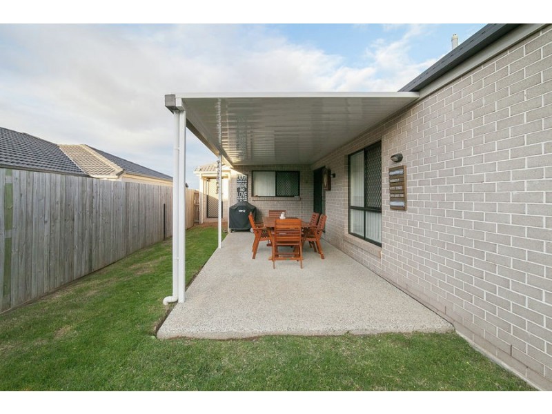 15 Currawong Street, Deebing Heights QLD 4306