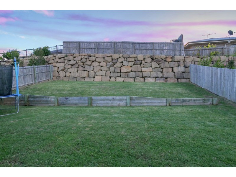 15 Currawong Street, Deebing Heights QLD 4306