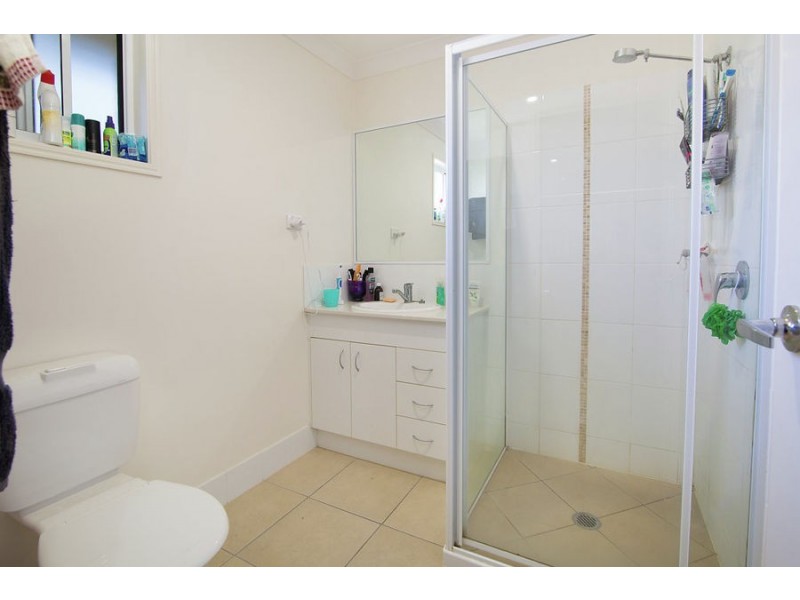 6 Barwell Street, Brassall QLD 4305