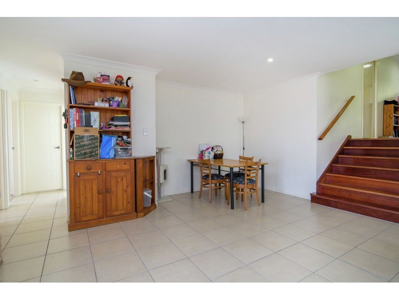 6 Barwell Street, Brassall QLD 4305