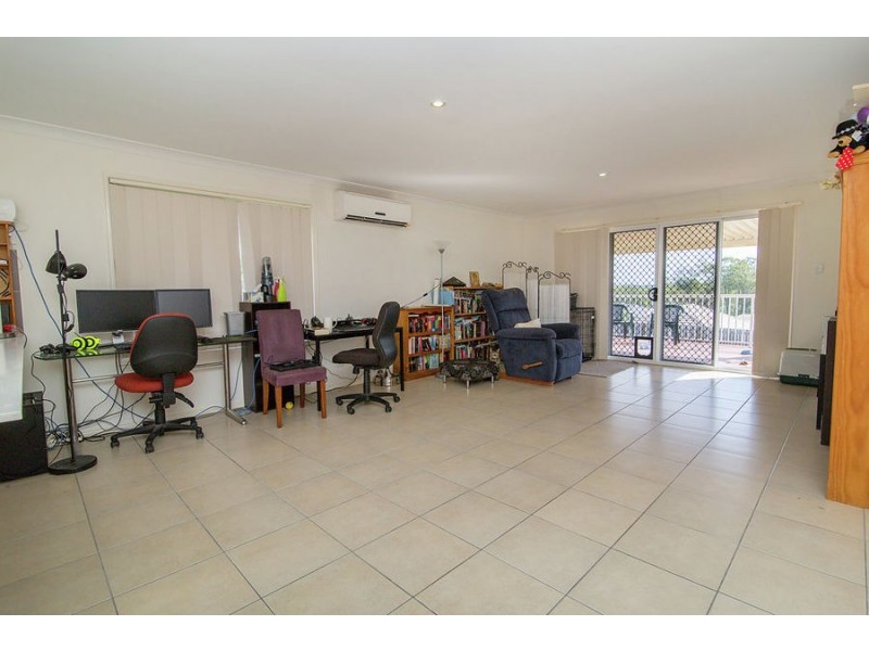 6 Barwell Street, Brassall QLD 4305