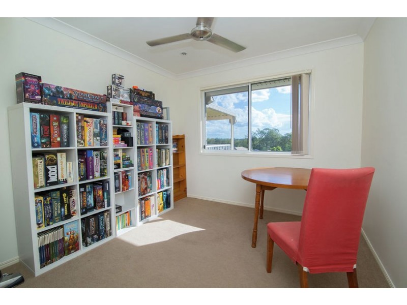 6 Barwell Street, Brassall QLD 4305