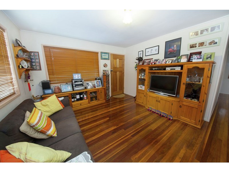 5 Clarice Ave, North Ipswich QLD 4305