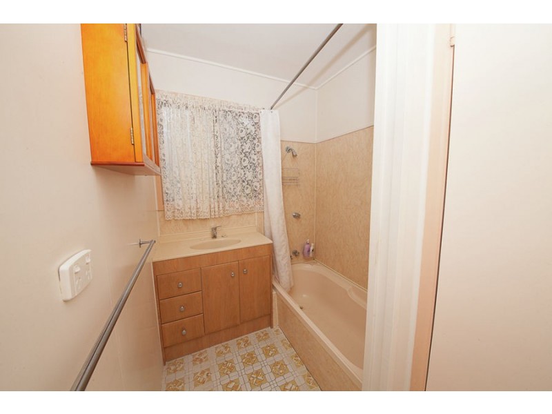 5 Clarice Ave, North Ipswich QLD 4305