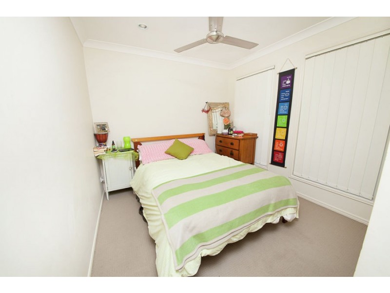 8 Tunstall Place, Brassall QLD 4305