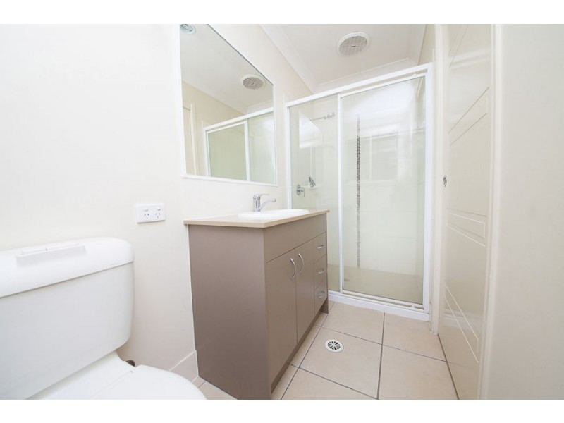 8 Tunstall Place, Brassall QLD 4305
