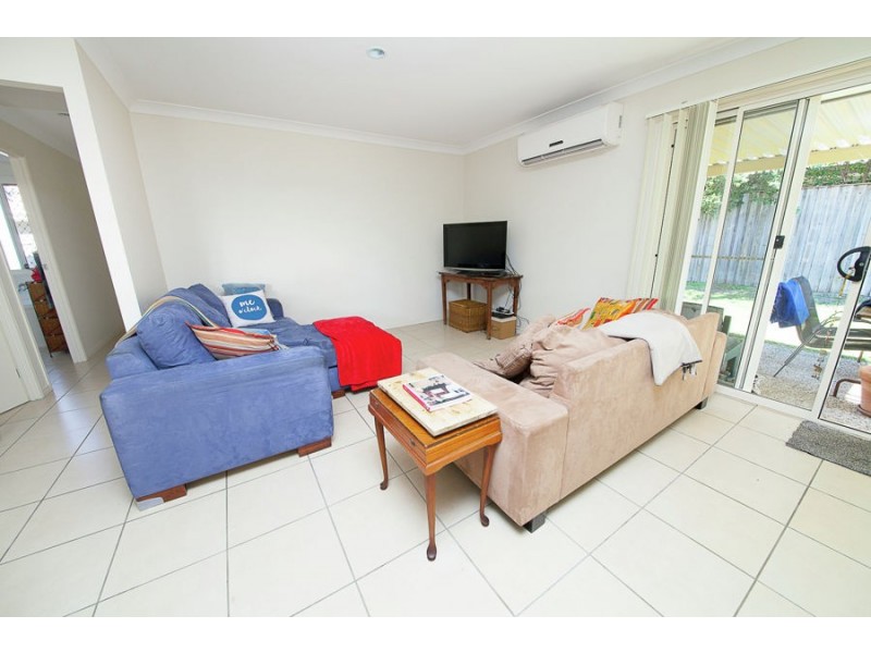 8 Tunstall Place, Brassall QLD 4305