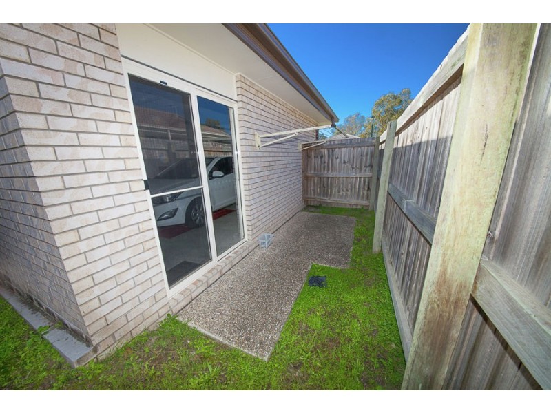 8 Tunstall Place, Brassall QLD 4305