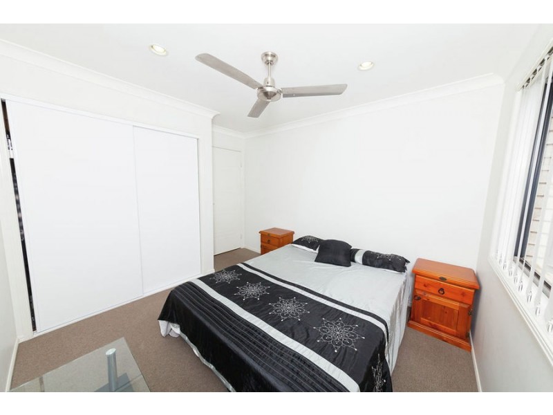 6 Sarah Close, Redbank Plains QLD 4301