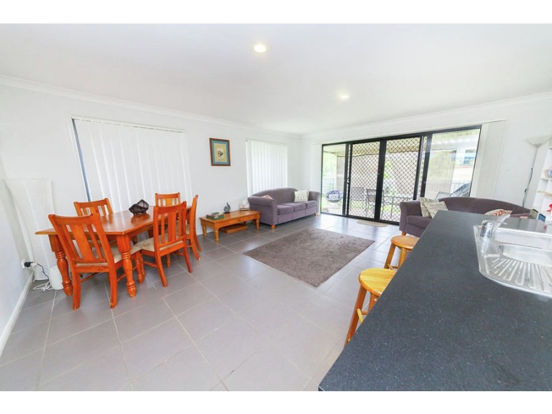 6 Sarah Close, Redbank Plains QLD 4301