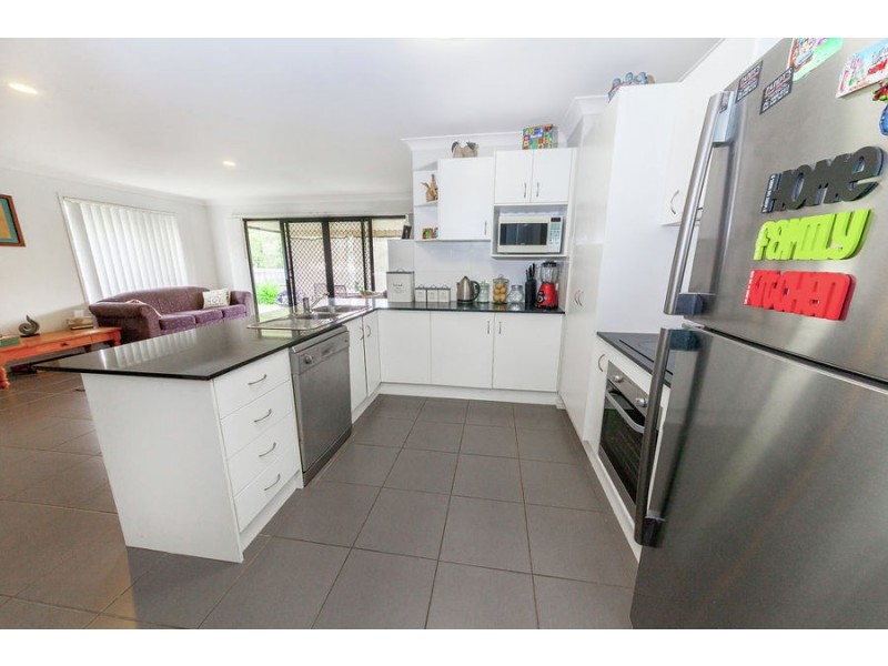 6 Sarah Close, Redbank Plains QLD 4301