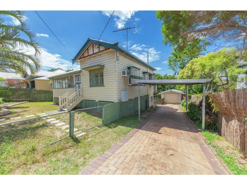 70 Pine Mountain Road, North Ipswich QLD 4305