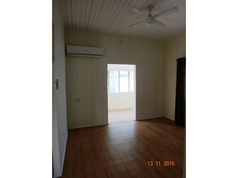 70 Pine Mountain Road, North Ipswich QLD 4305