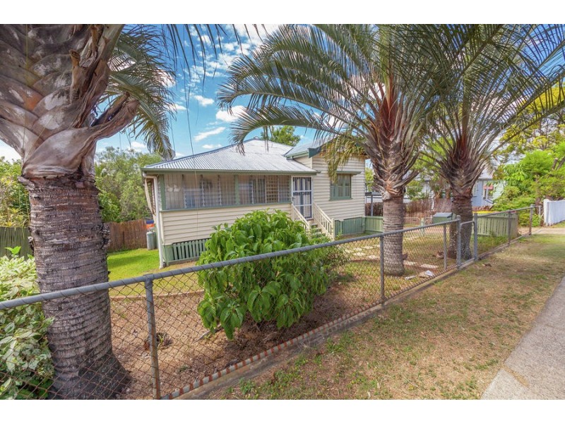 70 Pine Mountain Road, North Ipswich QLD 4305