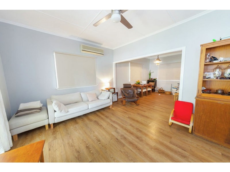 14 Wyndham street, North Ipswich QLD 4305