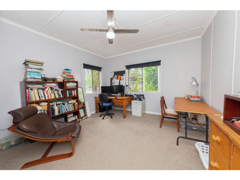 14 Wyndham street, North Ipswich QLD 4305