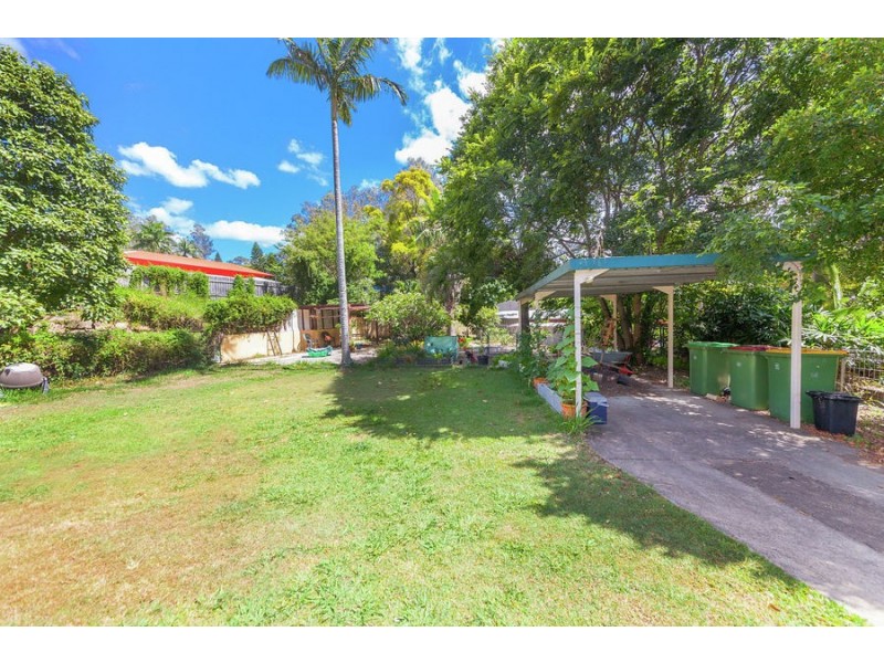 14 Wyndham street, North Ipswich QLD 4305