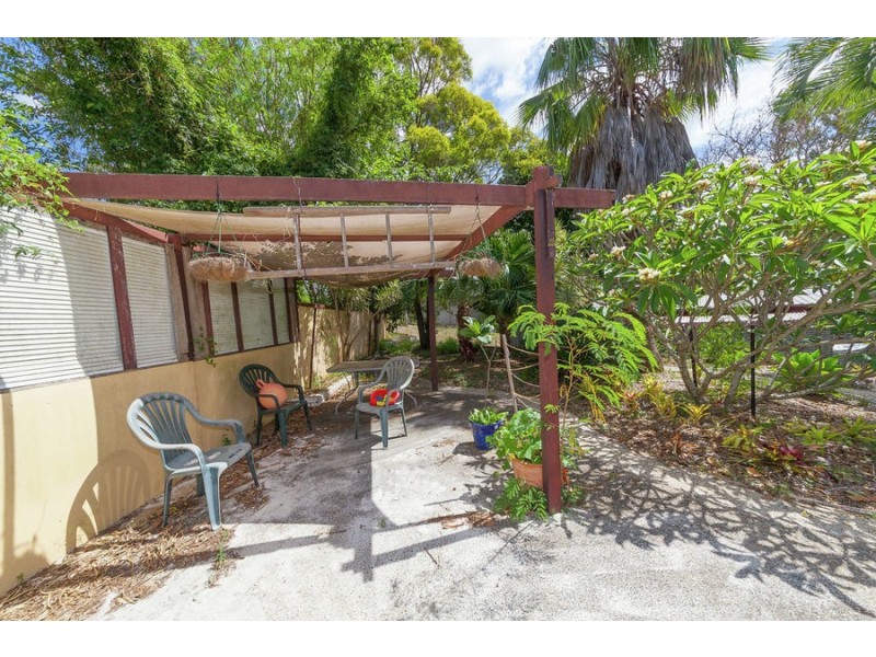 14 Wyndham street, North Ipswich QLD 4305