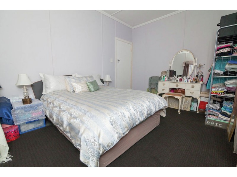 39 High Street, Bundamba QLD 4304