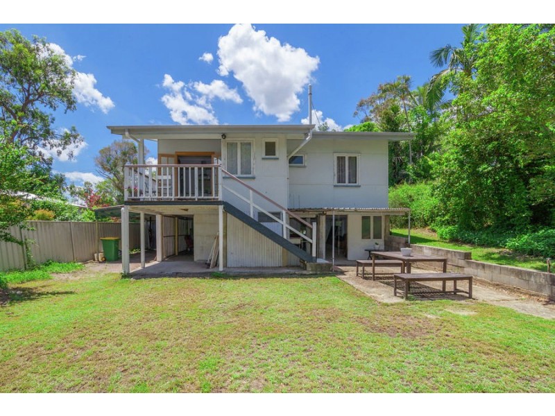 39 High Street, Bundamba QLD 4304