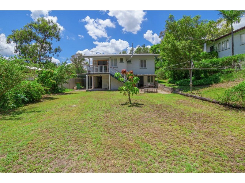 39 High Street, Bundamba QLD 4304