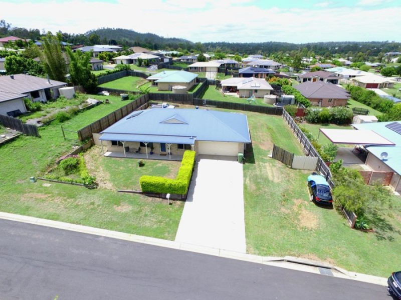 6 Truscot Court, Fernvale QLD 4306