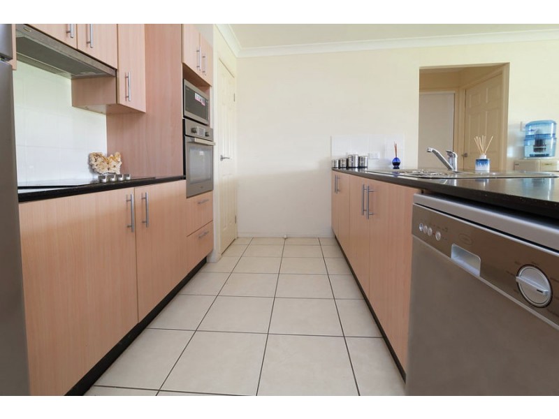 6 Truscot Court, Fernvale QLD 4306