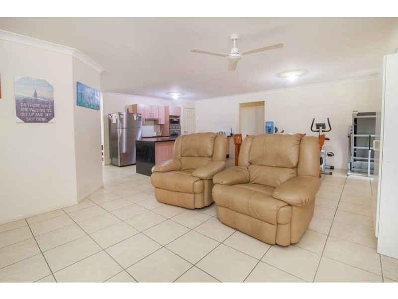 6 Truscot Court, Fernvale QLD 4306