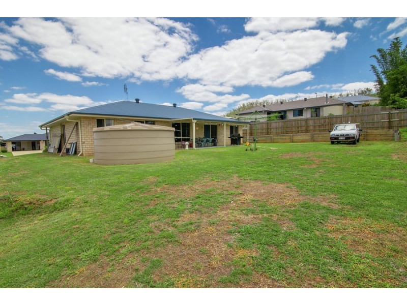 6 Truscot Court, Fernvale QLD 4306