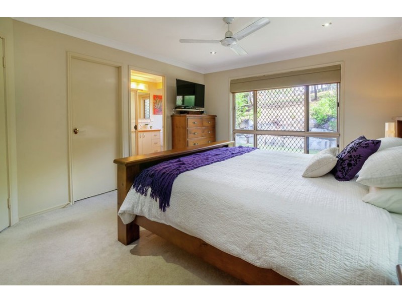 41 Glenross Drive, Pine Mountain QLD 4306