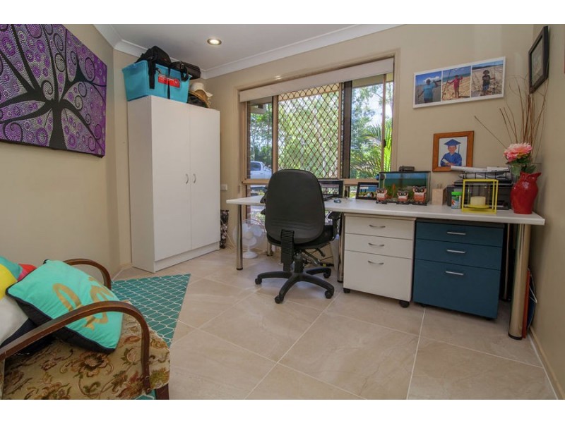 41 Glenross Drive, Pine Mountain QLD 4306