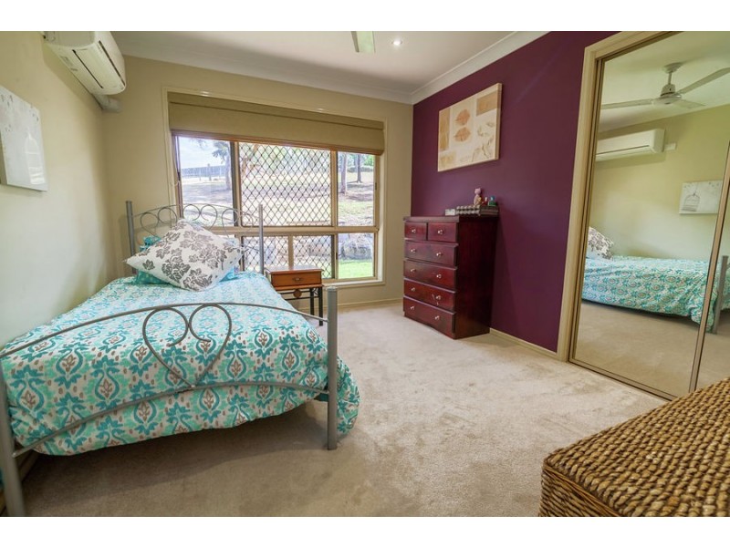 41 Glenross Drive, Pine Mountain QLD 4306