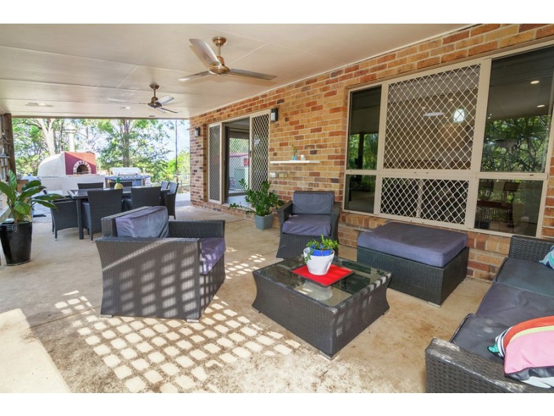 41 Glenross Drive, Pine Mountain QLD 4306